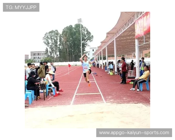 现场“燃情”片段：运动员“全力以赴”的瞬间！——在汗水与呼吸之间找回初心与力量